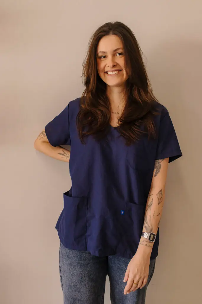 Dra. Amanda Vargas, médica veterinária da Clínica Veterinária Amigo Fiel em Blumenau